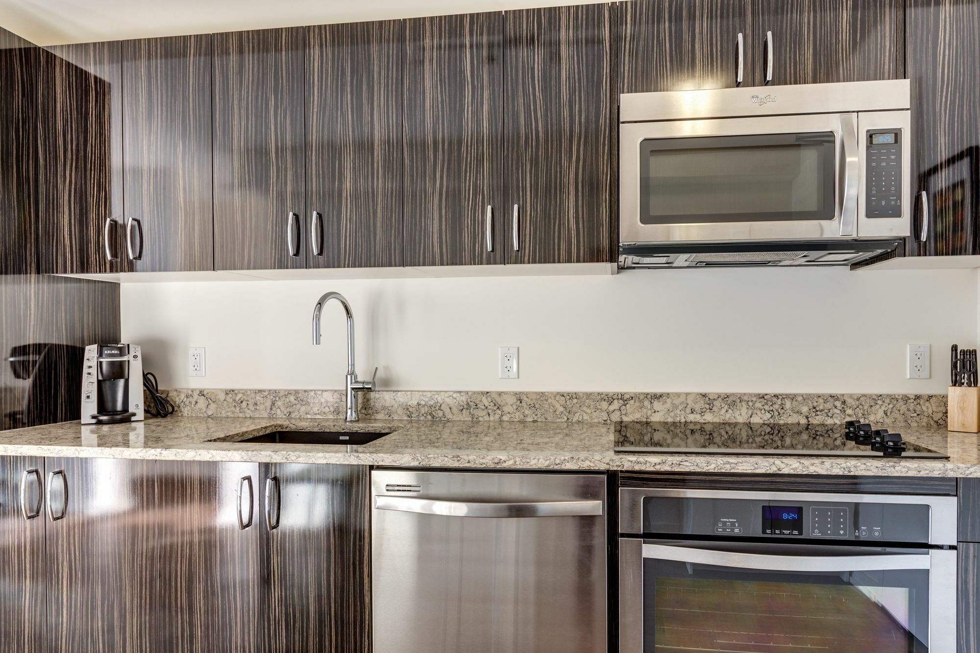 Suite Digs N3 YYC Exterior foto